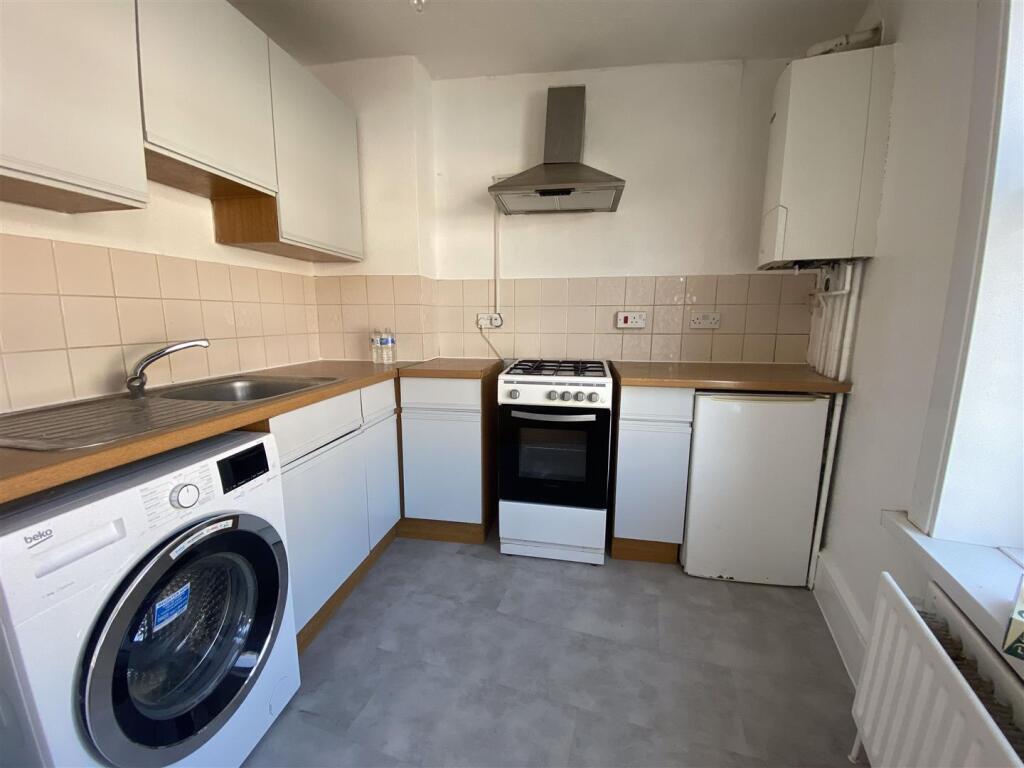 Main image of property: Selsdon Road, South Croydon