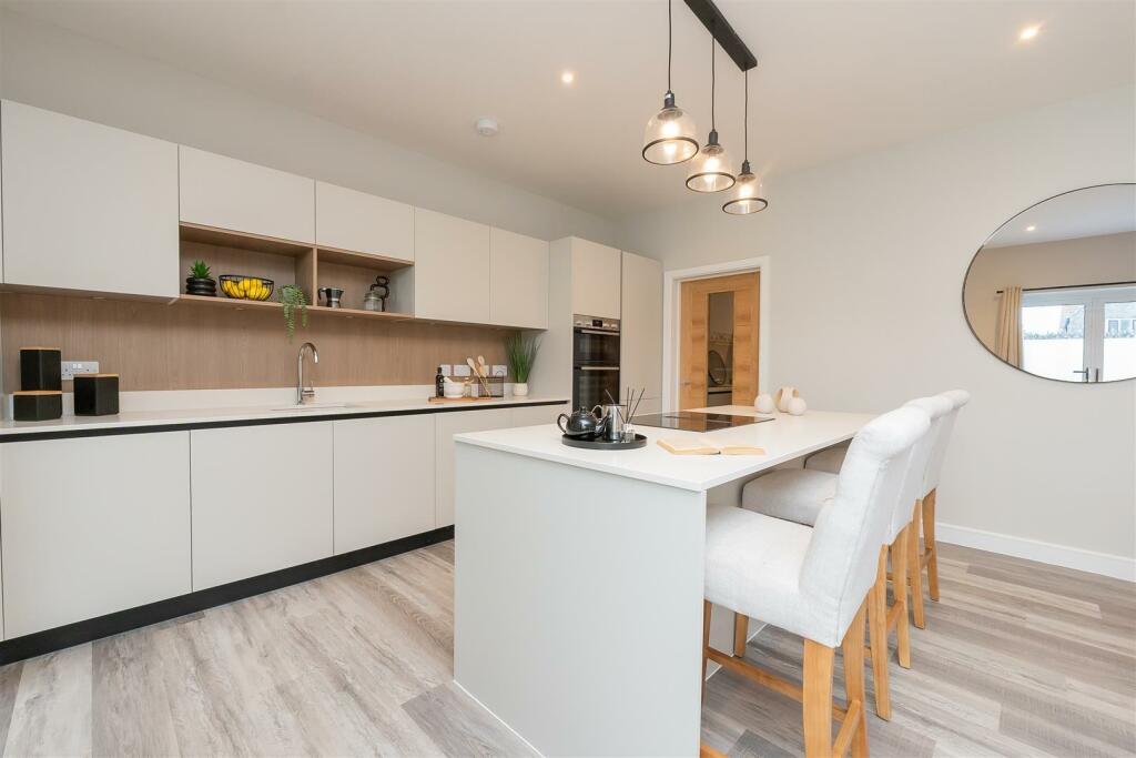 Additional property image - Westleigh Road, Westerleigh, Bristol