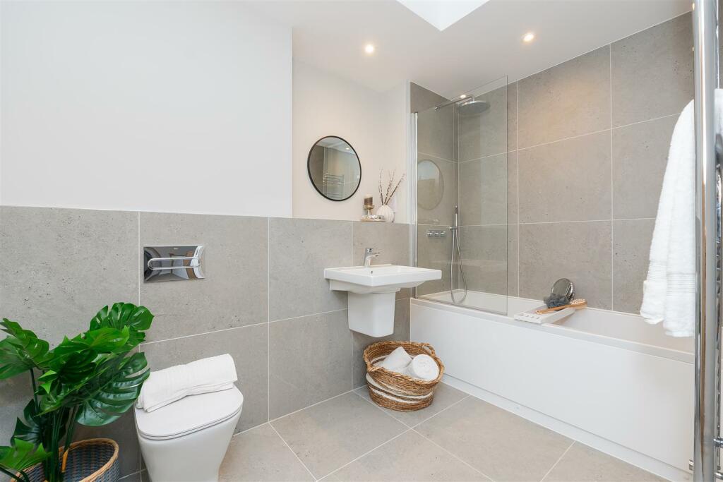 Additional property image - Westleigh Road, Westerleigh, Bristol