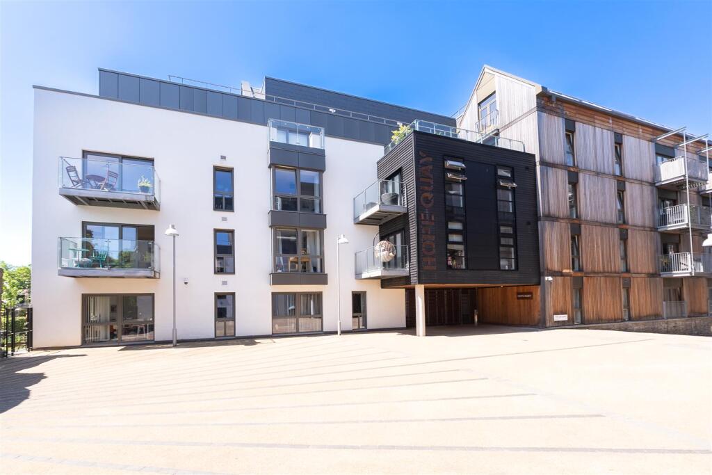 Main image of property: The Gateway, Bristol