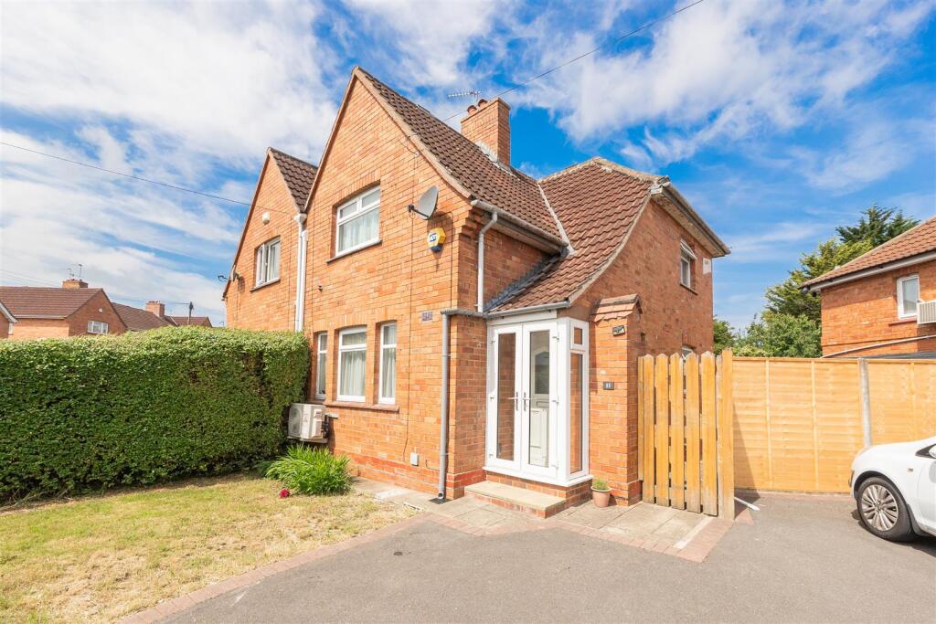 Main image of property: Dunster Road, Bristol