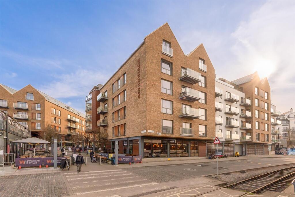 Main image of property: Gaol Ferry Steps, Bristol