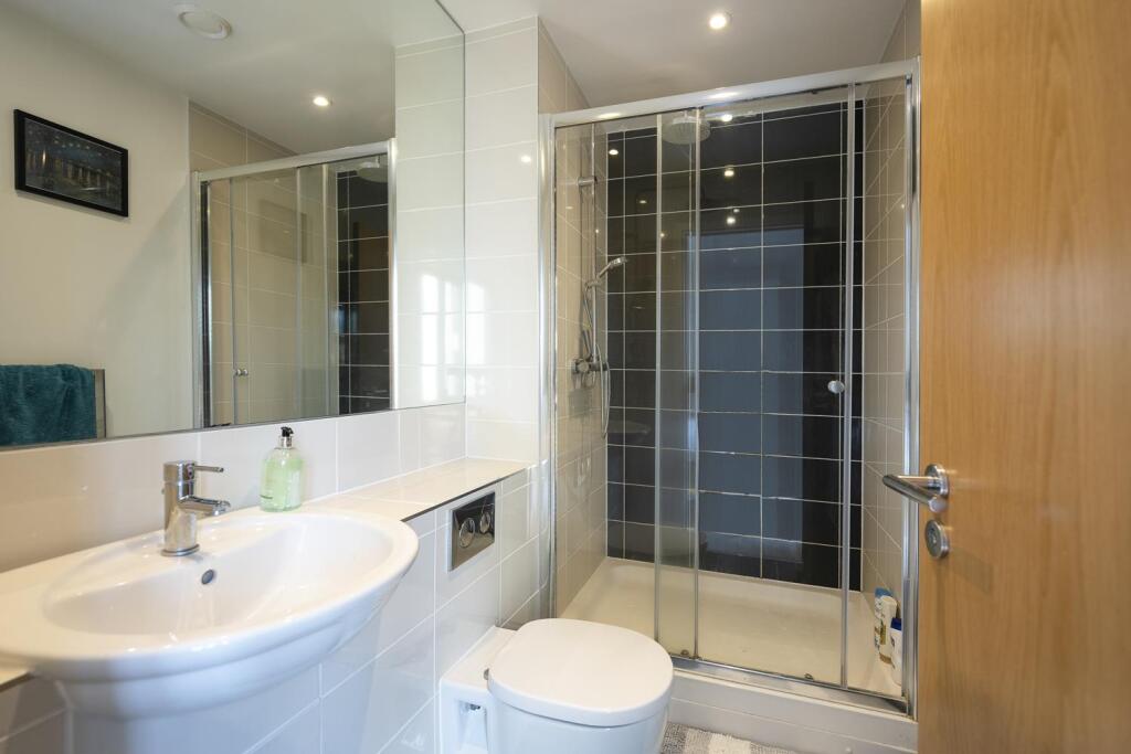 Additional property image - Anchorage, Gaol Ferry Steps, Bristol