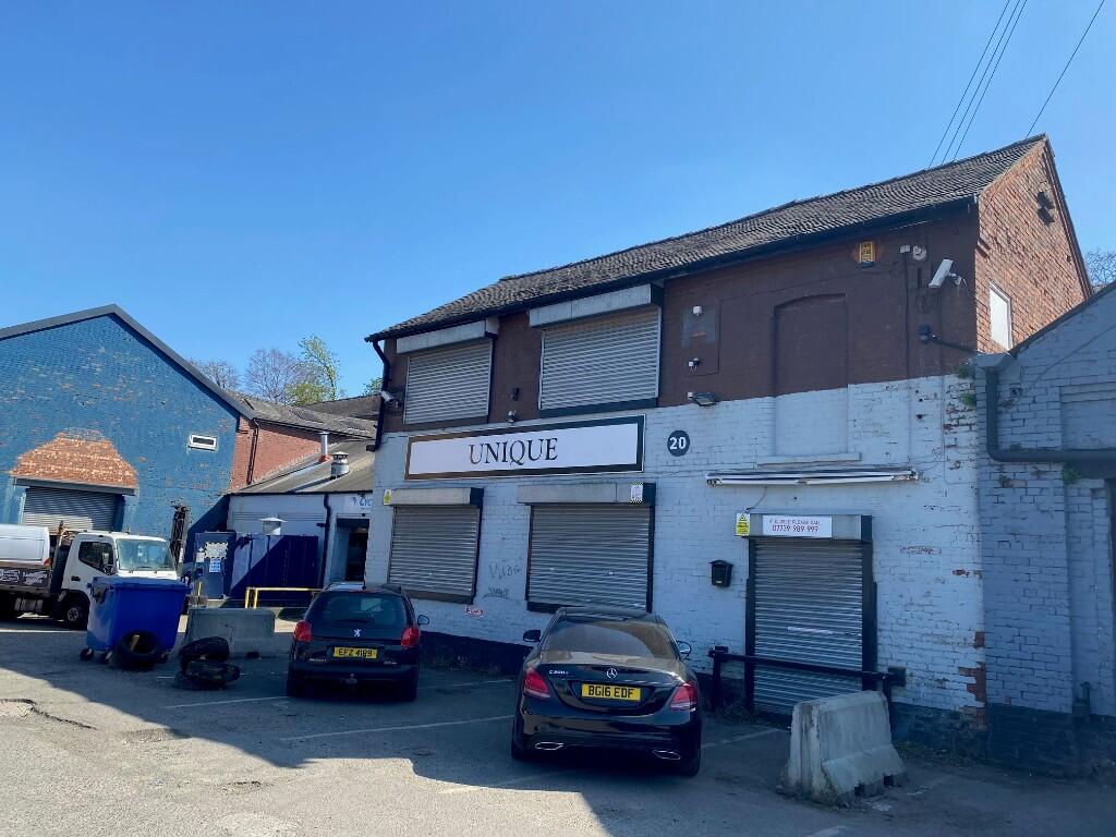 Main image of property: 20 Demmings Road, Cheadle, Greater Manchester, SK8 2PE
