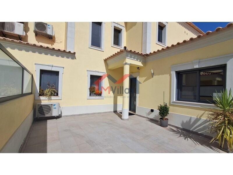 Main image of property: Algarve, Salir