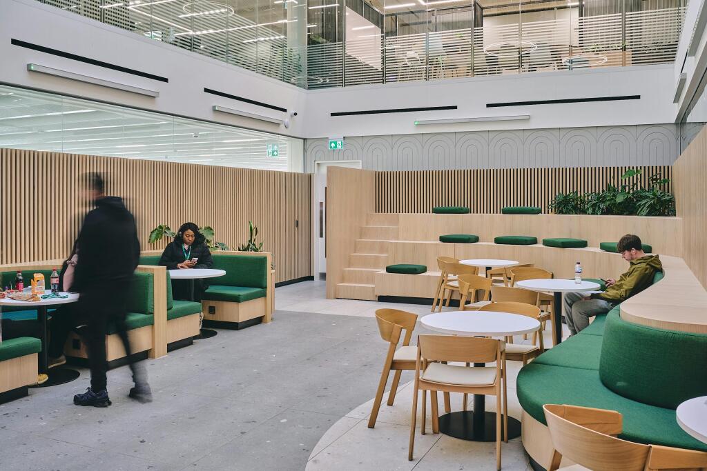 DSC_2195_26.01.16_BAR_AIR Solihull_HI RES.jpg