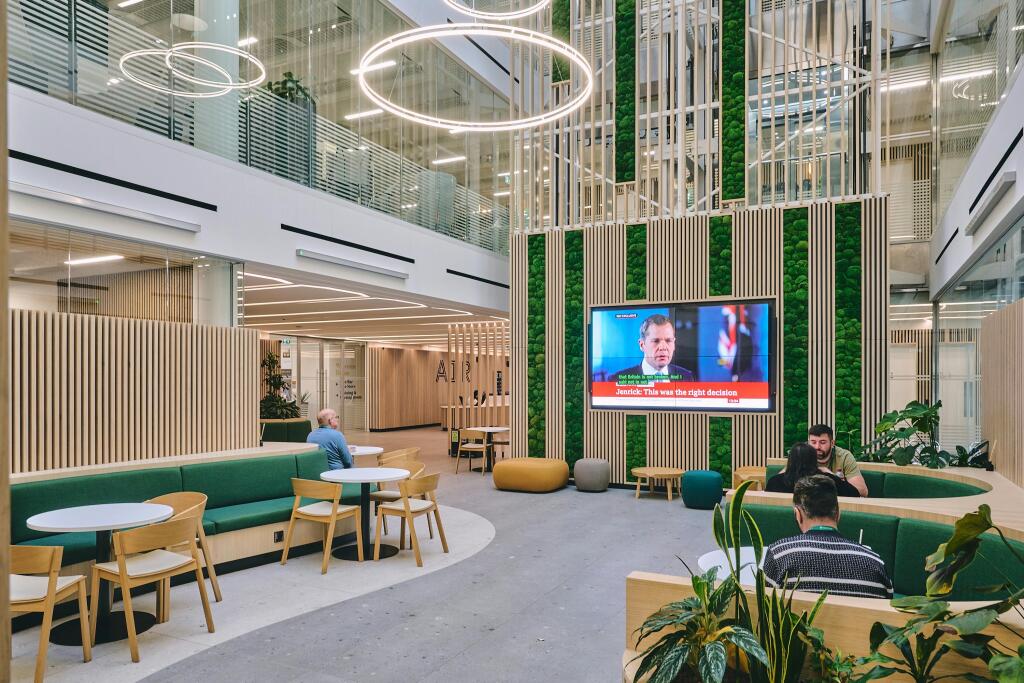 DSC_1844_26.01.16_BAR_AIR Solihull_HI RES.jpg