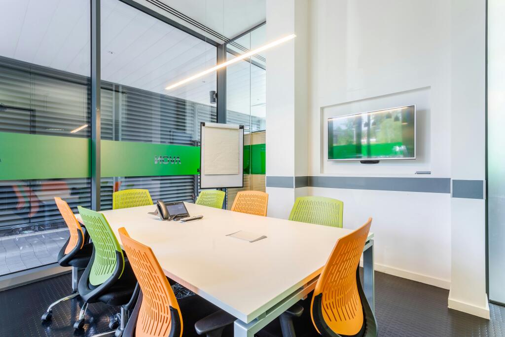 Avon_House_May 08 2024_198HDR.jpg