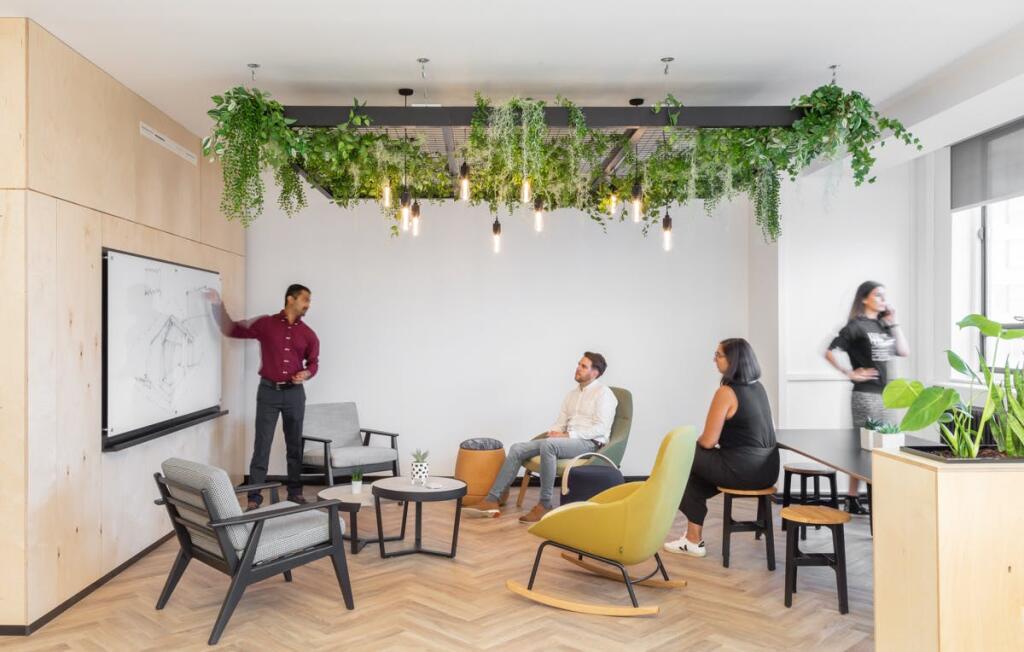 Pick Everard Leicester Studio25 Nicholas Worley.jpg