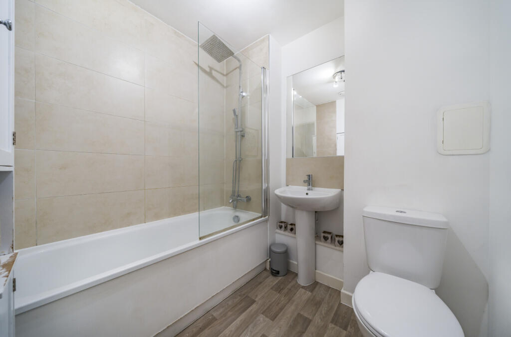 Additional property image - Summit House, 3 Harbledown Place, Orpington, BR5