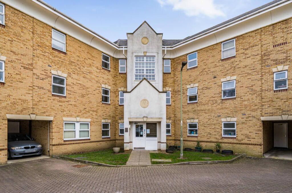 Main image of property: International Way, Sunbury-on-Thames, TW16
