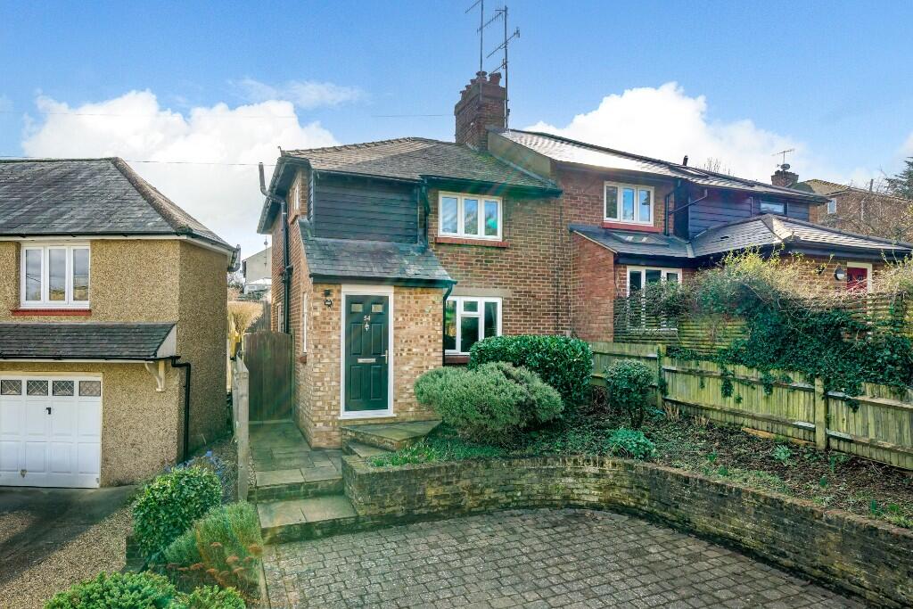 Main image of property: Woodlands Avenue, Berkhamsted, Hertfordshire, HP4