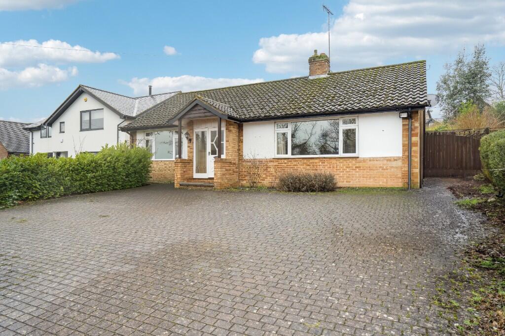 Main image of property: Rambling Way, HP4