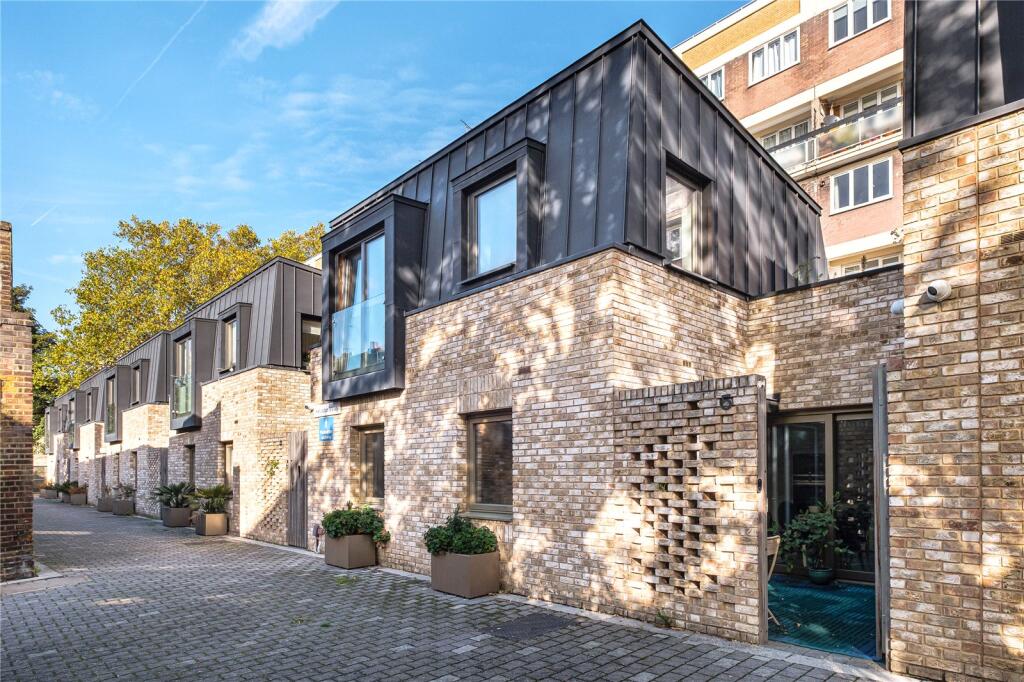 Main image of property: Kelvedon Mews, De Beauvoir, Islington, London, N1