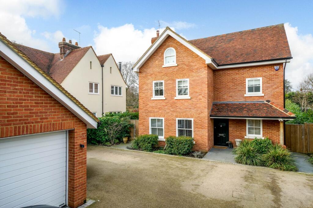 Main image of property: Sheethanger Lane, Hemel Hempstead