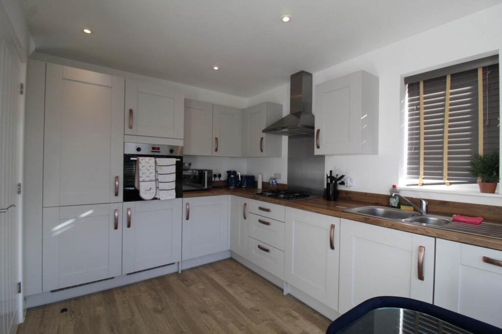 Main image of property: Twain Way, Milton Keynes