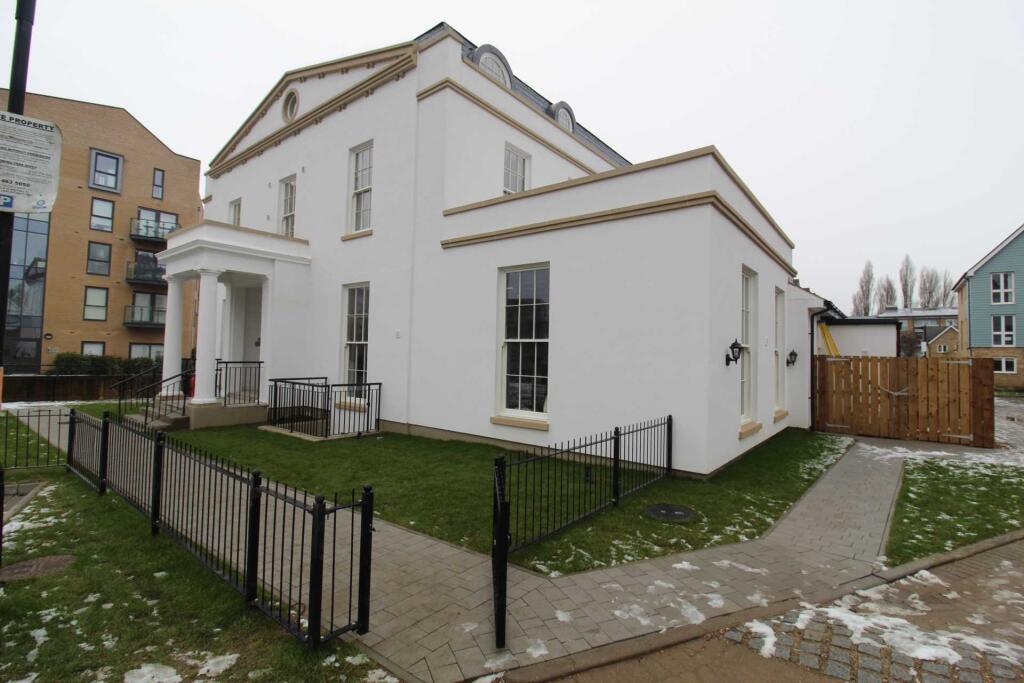 Main image of property: Butterly Crescent, Hemel Hempstead