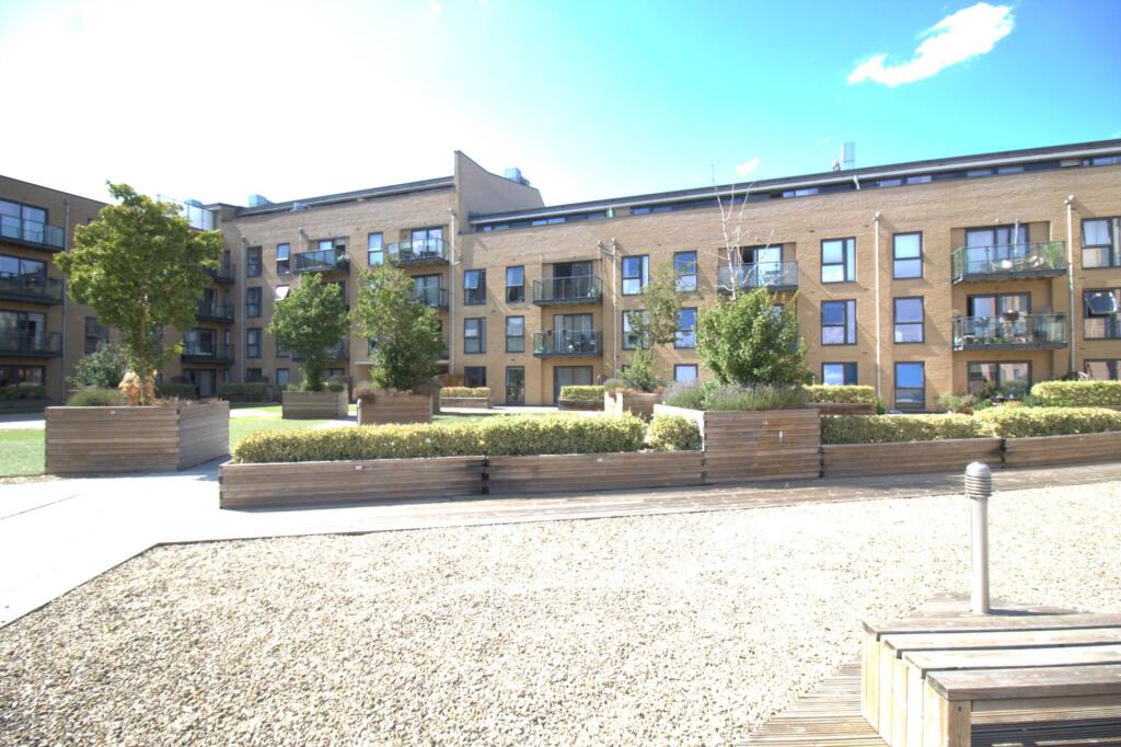 Main image of property: Grover House, Hemel Hempstead
