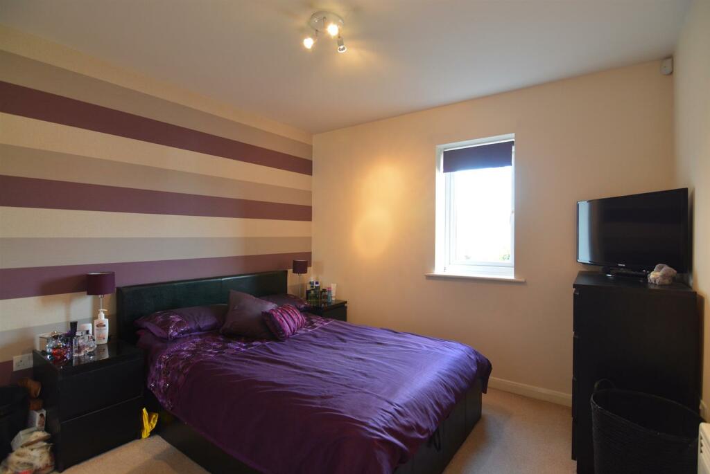 Additional property image - Hobart Point, Churchfields Way, West Bromwich, B71 4FF