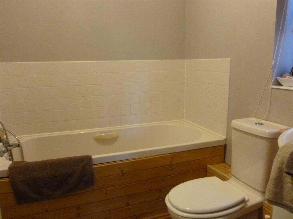 Additional property image - Macdonald Close, Oldbury B69 3LD