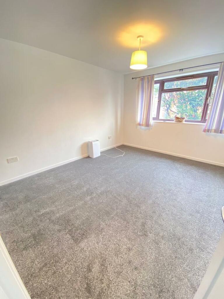 Additional property image - Knoll Croft, Birmingham