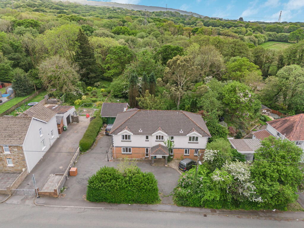 Main image of property: Heol Morlais, Trimsaran