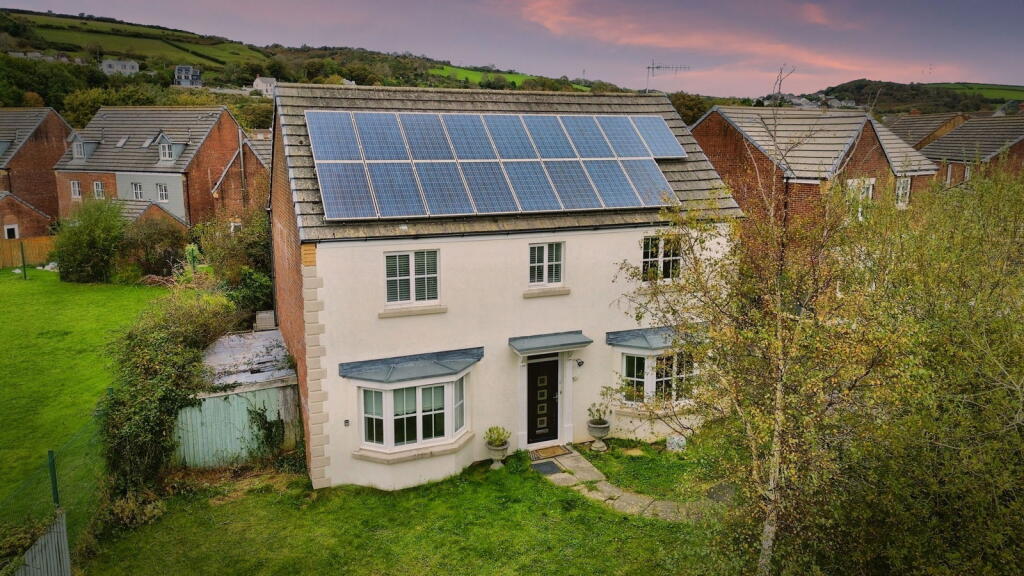 Main image of property: Ger Yr Ysgol, Burry Port
