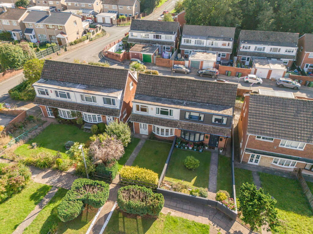 Main image of property: Bryncyn, Pentwyn