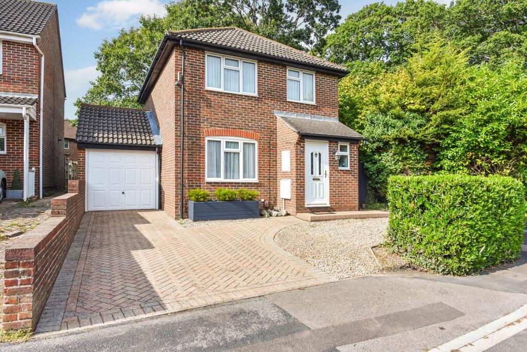 Main image of property: The Hurdles, Fareham, PO14