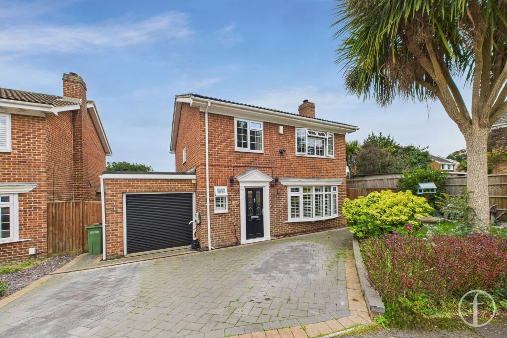 Main image of property: Silver Birch Avenue, Fareham, PO14