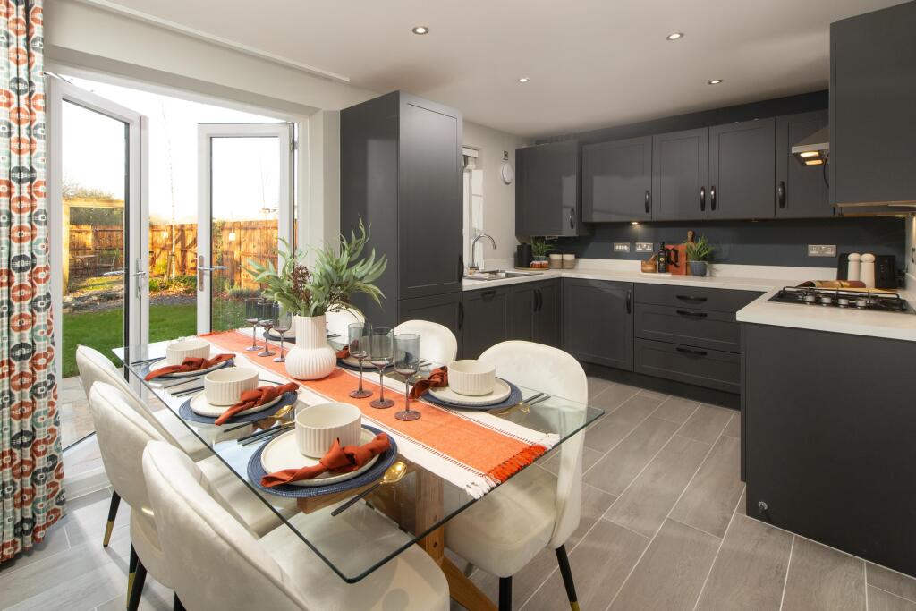 Main image of property: Ollerton Road, 
Edwinstowe,
Mansfield, 
Nottinghamshire, 
NG21 9PS