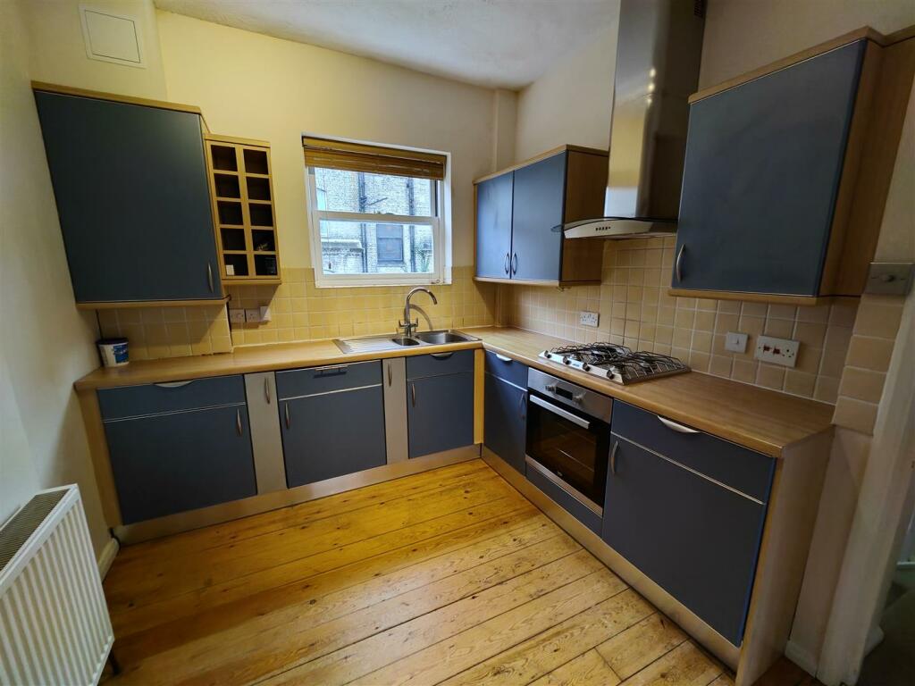 Additional property image - Eaton Grove, Hove