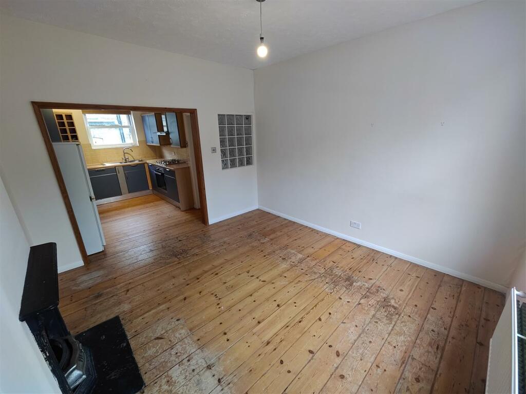 Additional property image - Eaton Grove, Hove
