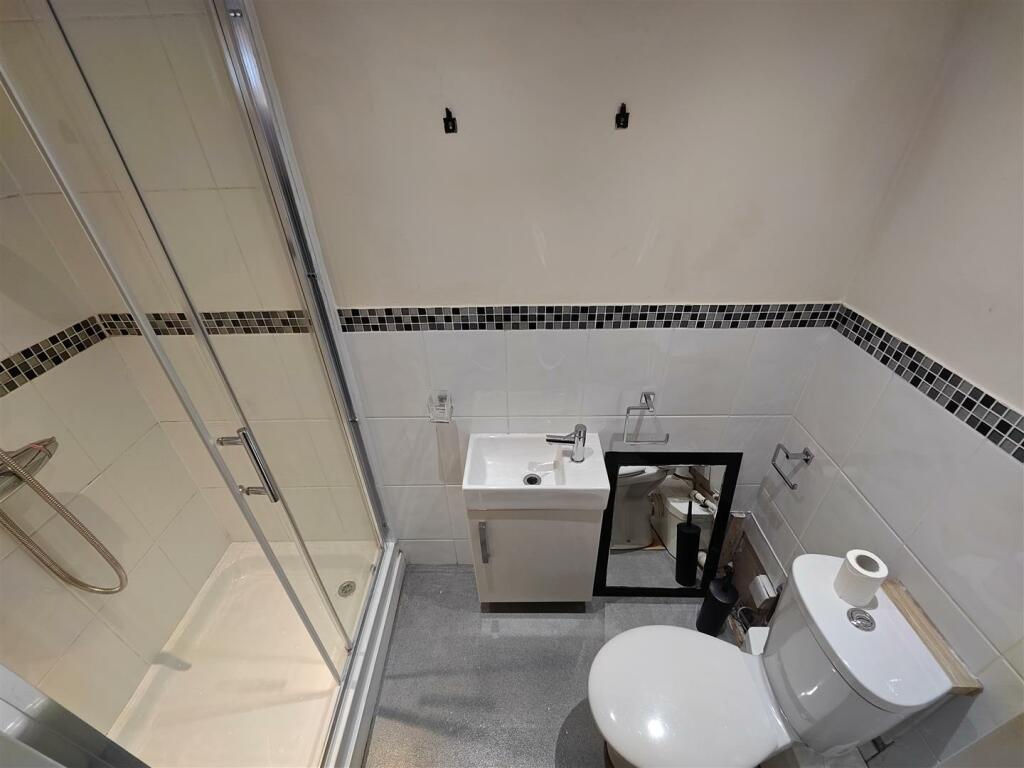 Additional property image - Eaton Grove, Hove