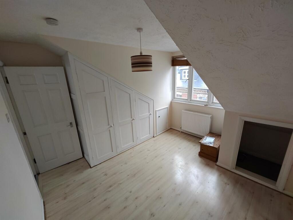Additional property image - Eaton Grove, Hove