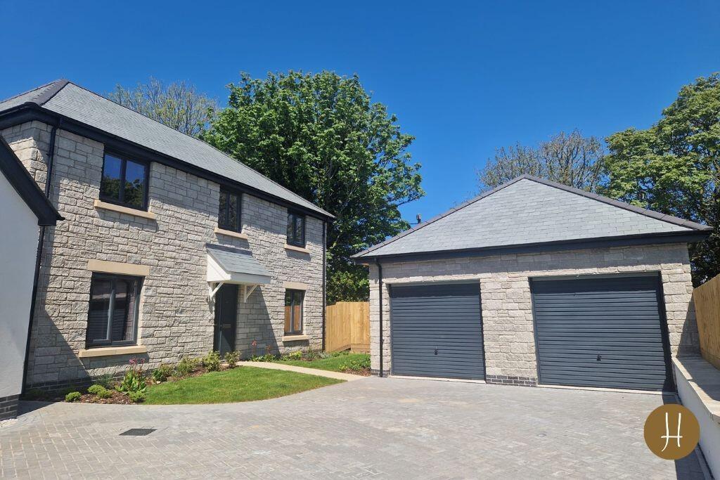 Main image of property: Park Karrbons, 
Carbis Bay, 
StIves, 
TR26 3JJ
