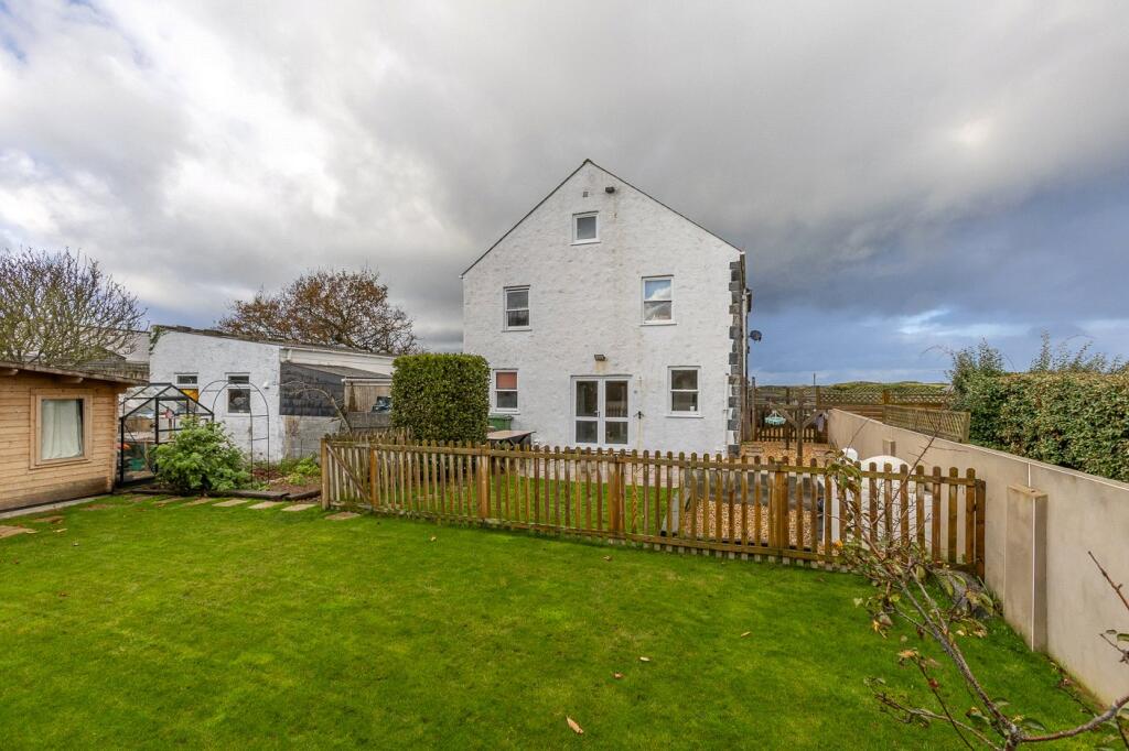 Main image of property: Saltwinds, L'ancresse Et Lucksall, Vale, GY3