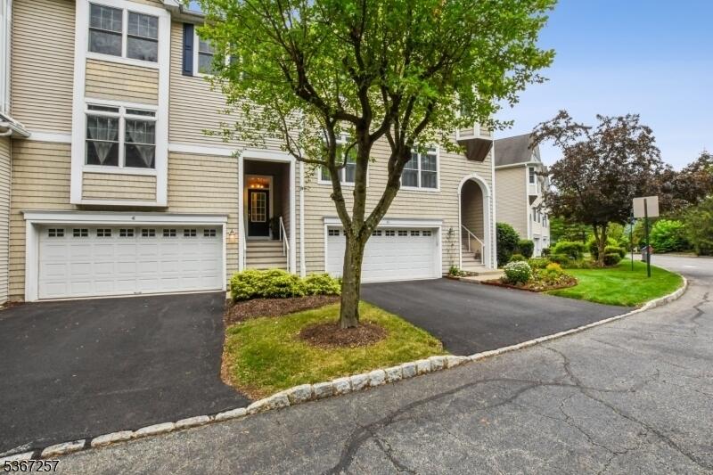 Main image of property: New Jersey, Morris County, Mount Arlington