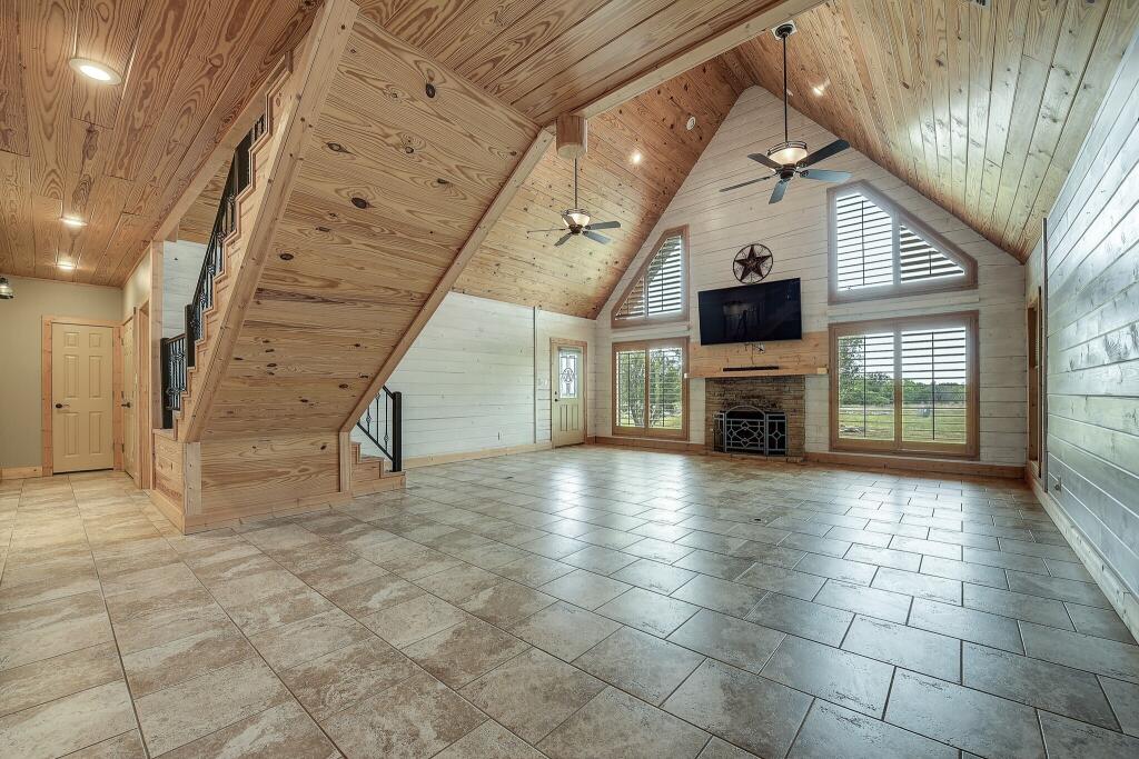 Main image of property: Texas, Palo Pinto County, Graford