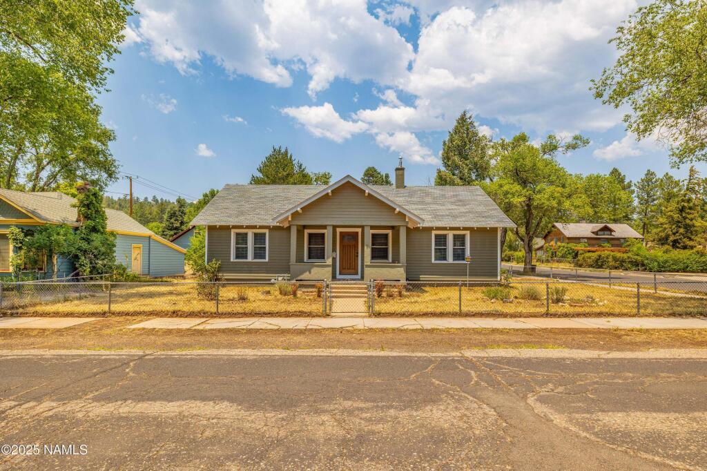 Main image of property: Arizona, Coconino County, Flagstaff