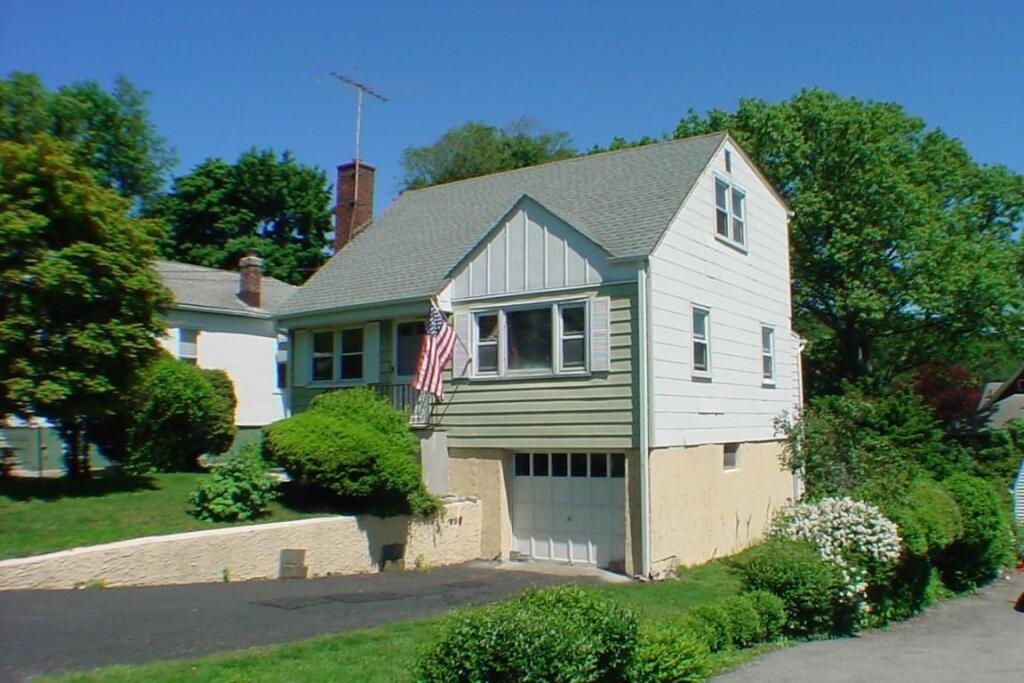 Main image of property: New York, Westchester County, Dobbs Ferry