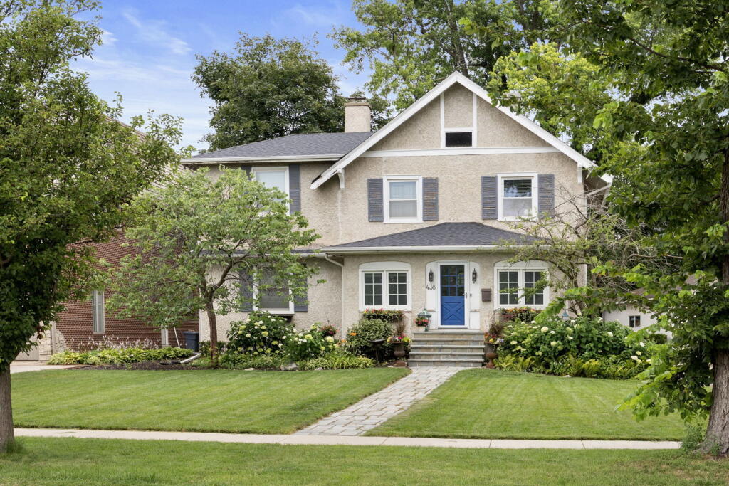 Main image of property: Illinois, DuPage County, Elmhurst