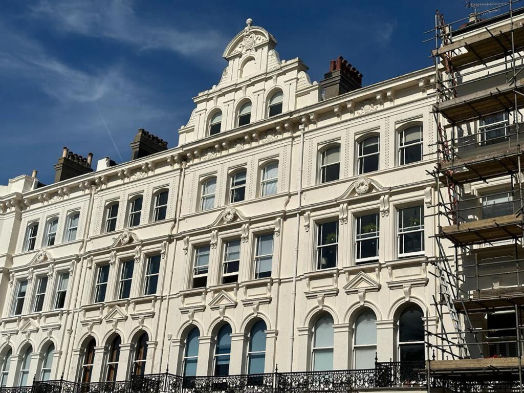 Additional property image - 4th Floor Front Office, 27 Palmeira Mansions, Church Road, Hove, BN3 2FA