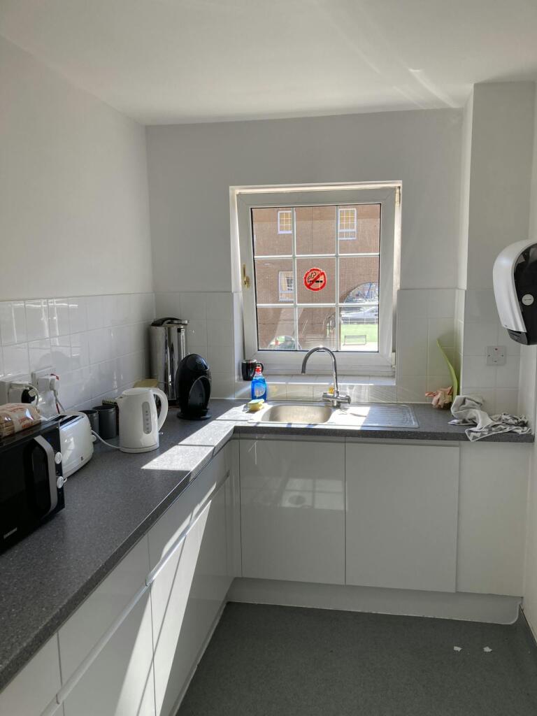 Additional property image - Suite 8, 2nd Floor, Octagon Square Offices, Brighton Marina, Brighton, BN2 5WB