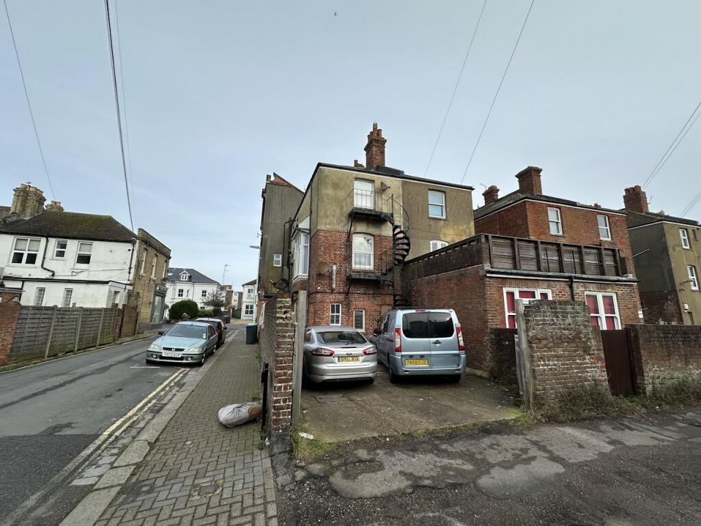 Additional property image - 79 Rowlands Road, Worthing, BN11 3JN