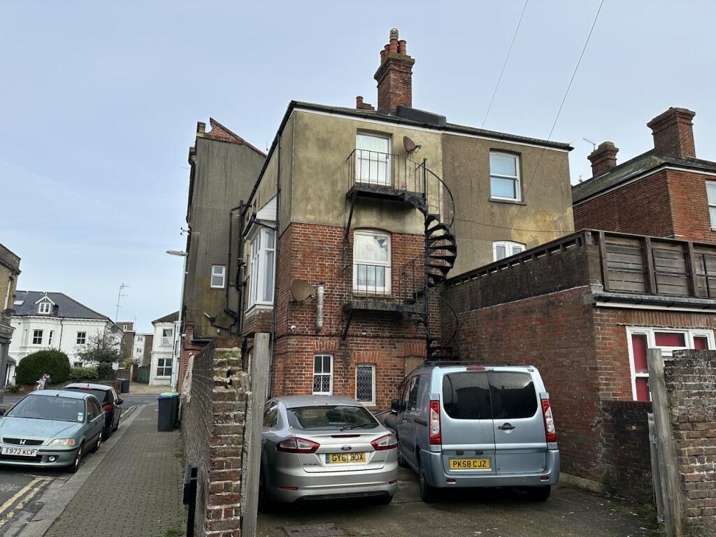 Additional property image - 79 Rowlands Road, Worthing, BN11 3JN