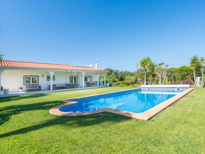 Main image of property: Algarve, Moncarapacho