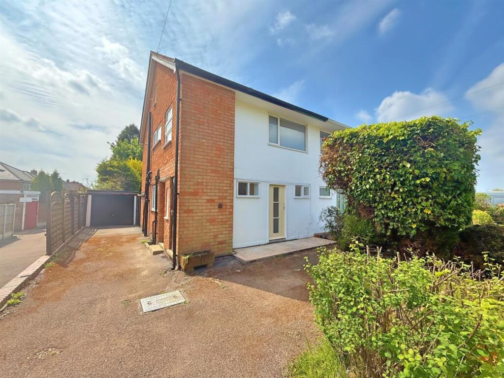 Main image of property: Grange Lane, Sutton Coldfield, West Midlands, B75