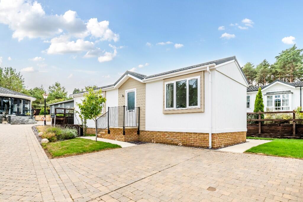 Main image of property: Silver Mists, 
Hurn Road,
St Leonards, 
Dorset, 
BH24 2BU