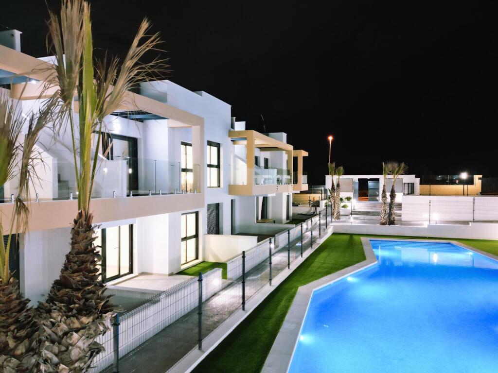 Main image of property: Valencia, Alicante, Villamartin